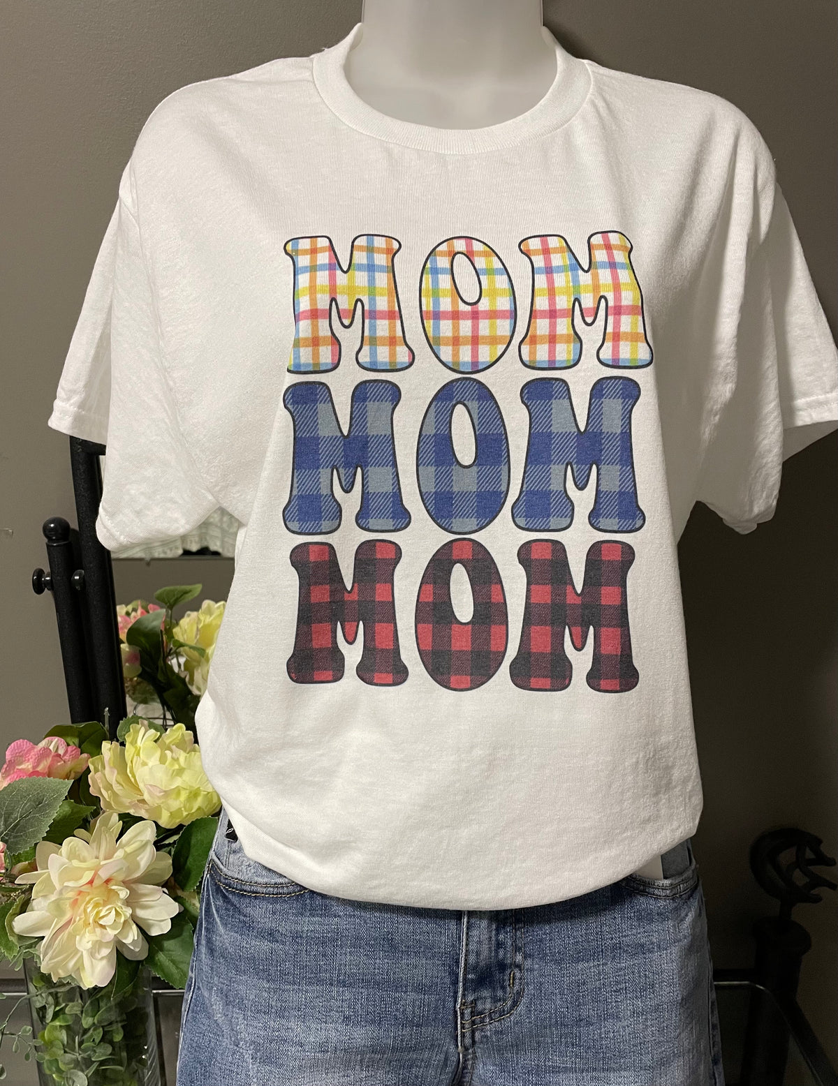 Mom Mom Mom Graphic Tee